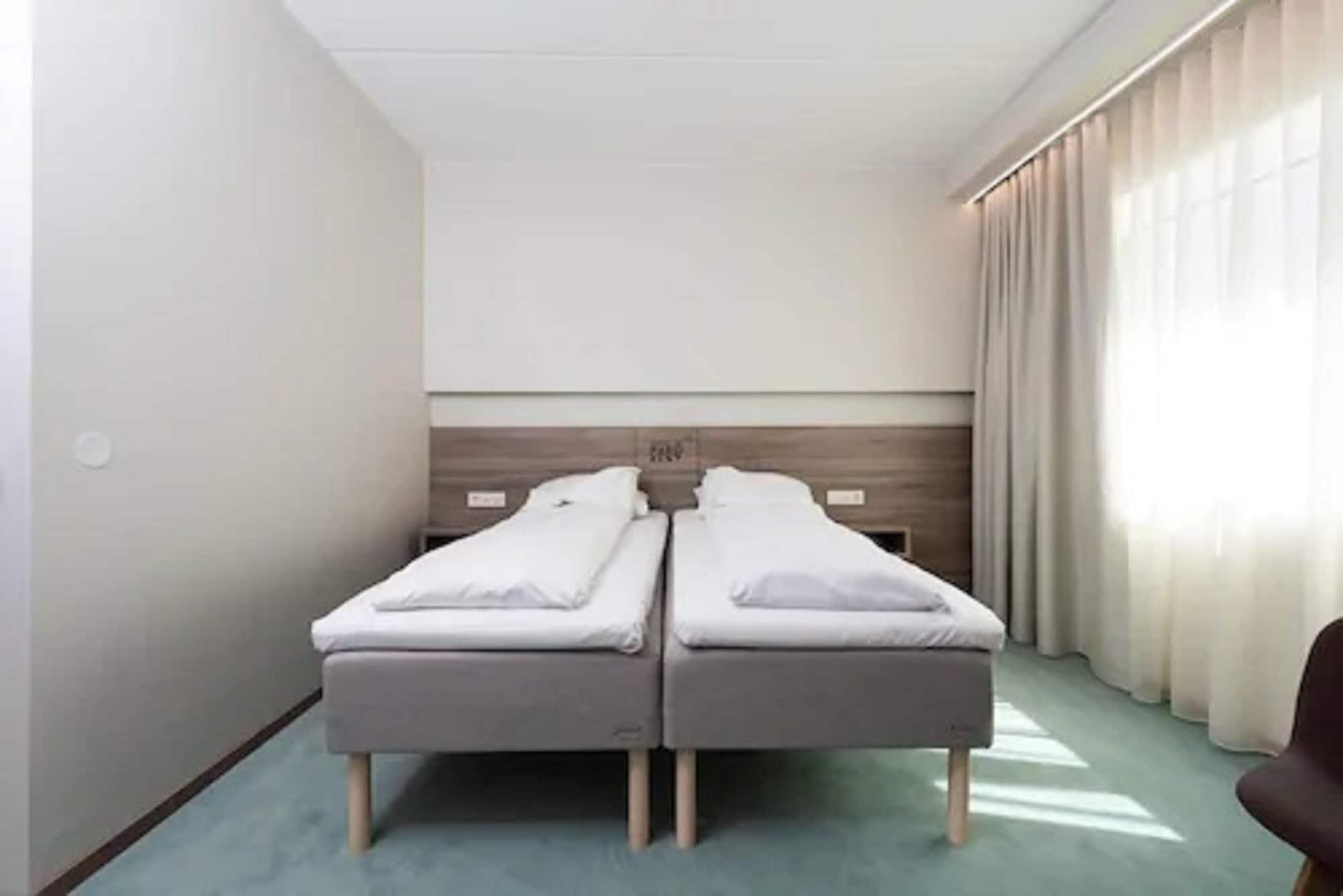 Thon Partner Hotel Parken クリスティアンサン エクステリア 写真