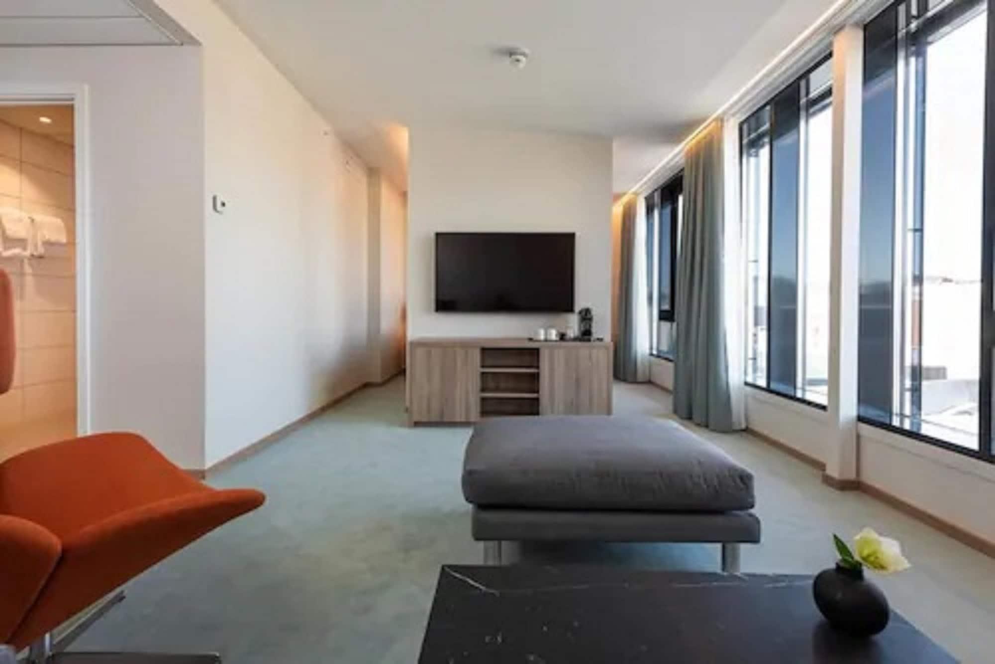 Thon Partner Hotel Parken クリスティアンサン エクステリア 写真